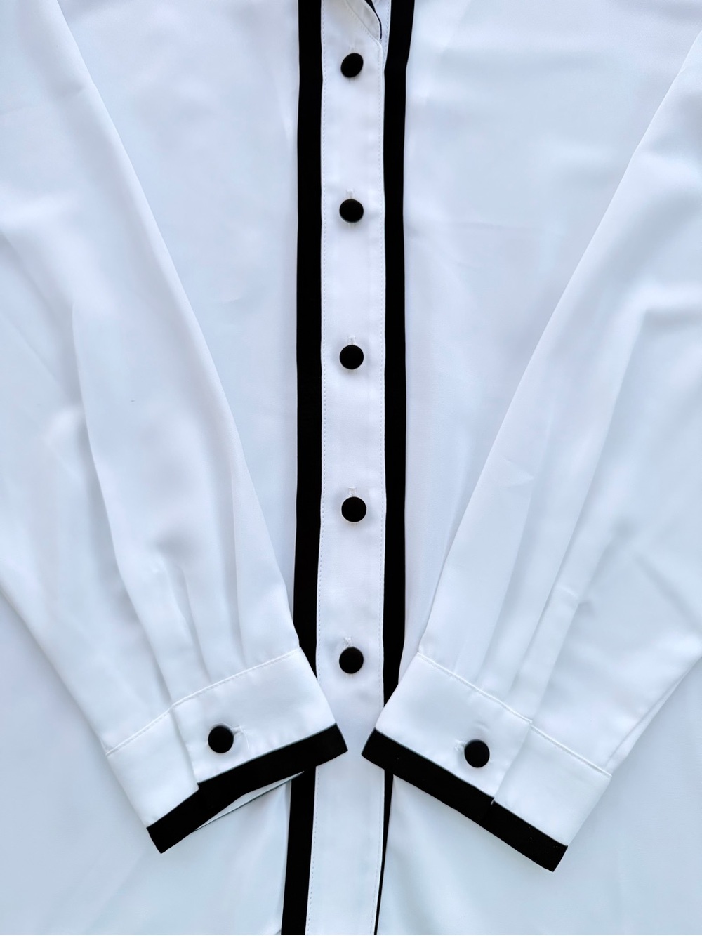 Kathy Che White with Black Trim Button Front Long Sleeve Collared Blouse ~ 16 - Picture 5 of 7
